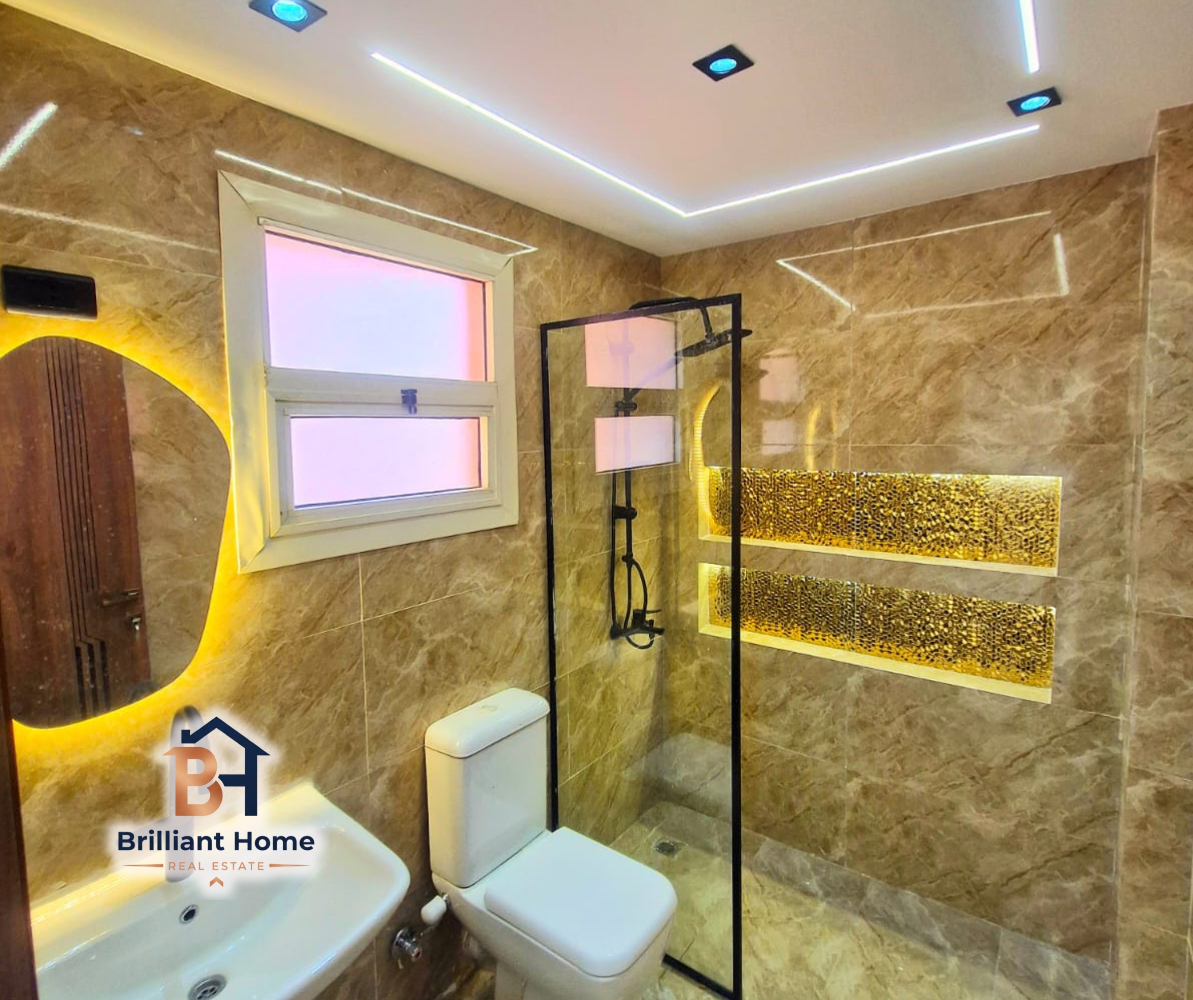 شقه للبيع كود ( 559 )